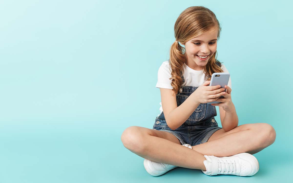 Less Afterschool Screen Time Can Help Kids Be Happier and Healthier