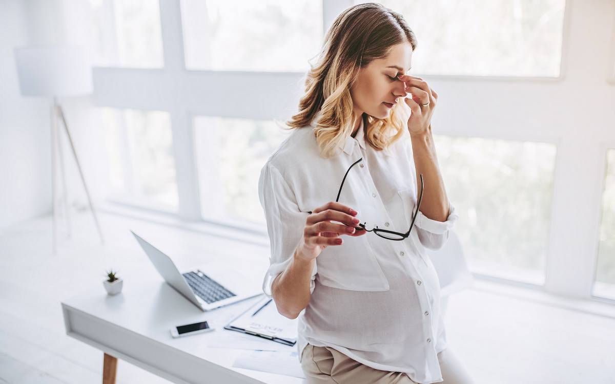 Managing Headaches While Pregnant