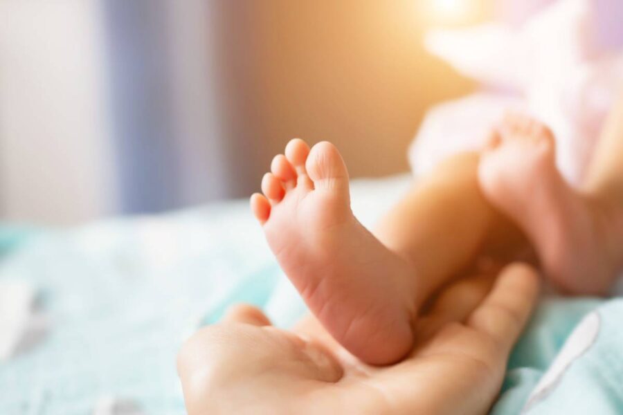 Midwives and Doulas in Modern Medicine